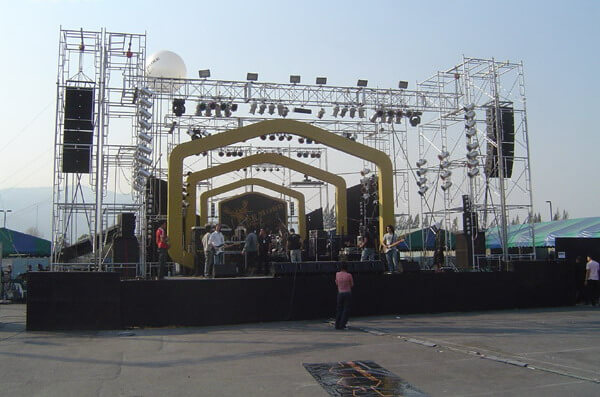 เวทีขนาดใหญ่